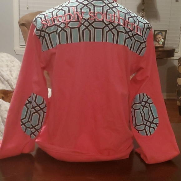Simply Southern Pullover Size small - Picture 5 of 7